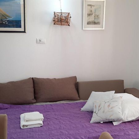 Apartments Villa Beba Komiža Dış mekan fotoğraf
