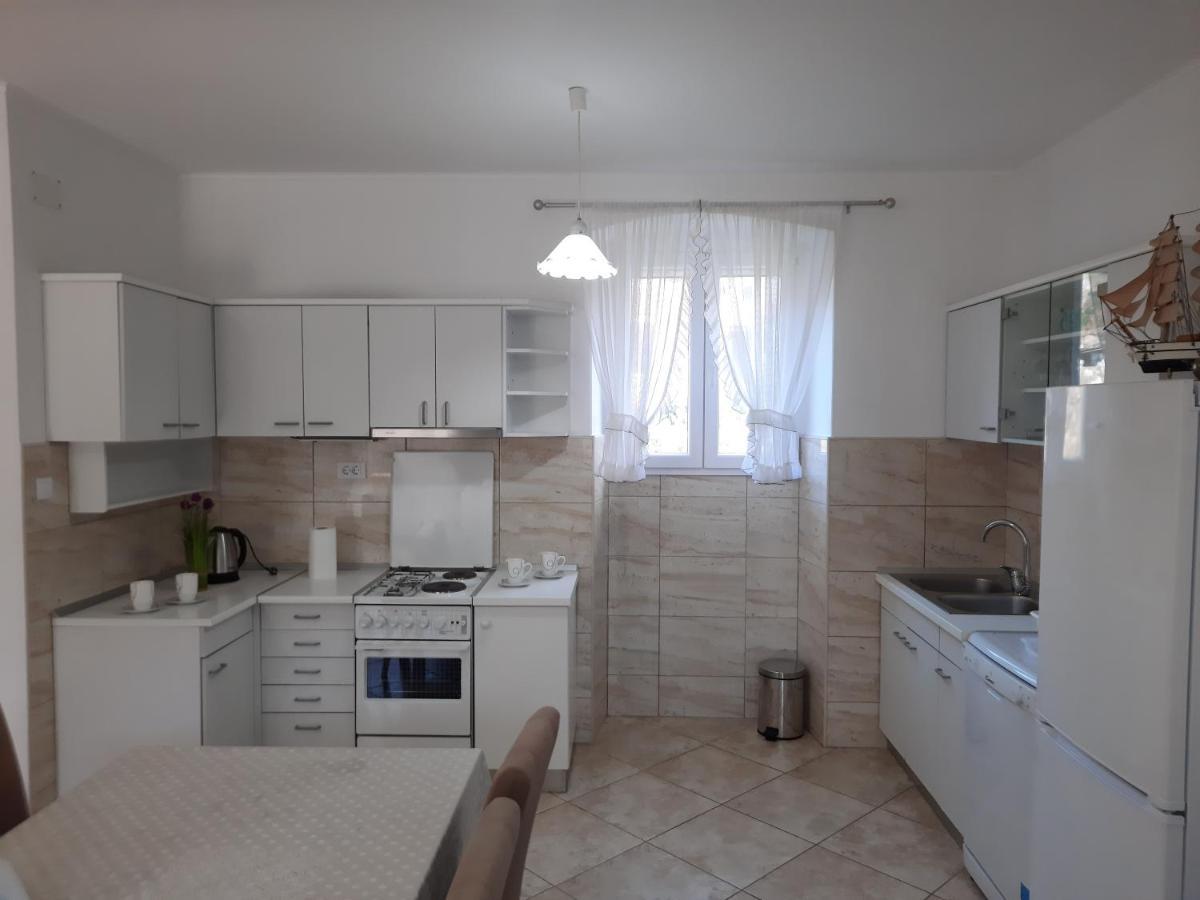 Apartments Villa Beba Komiža Dış mekan fotoğraf