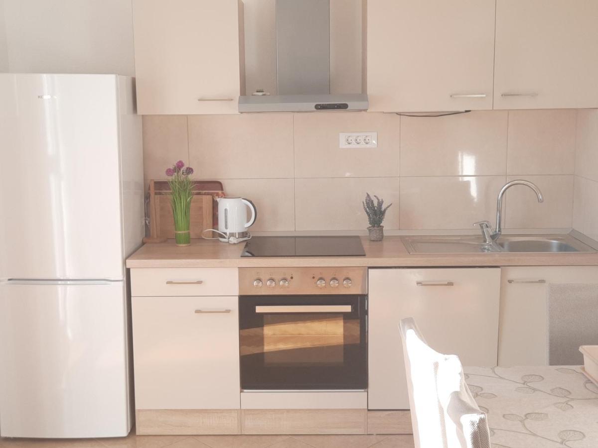 Apartments Villa Beba Komiža Dış mekan fotoğraf