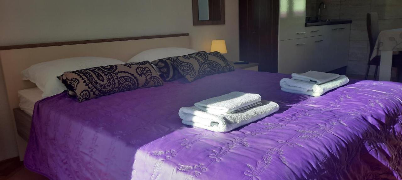 Apartments Villa Beba Komiža Dış mekan fotoğraf